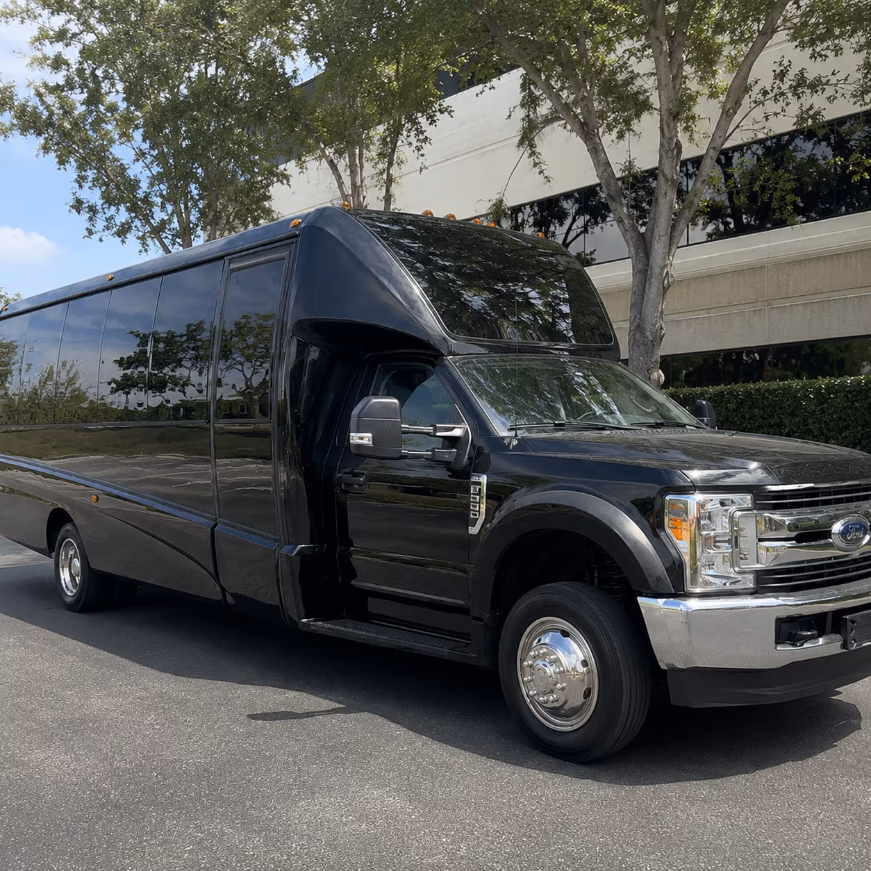 brentwood farm trail u pick party bus rental