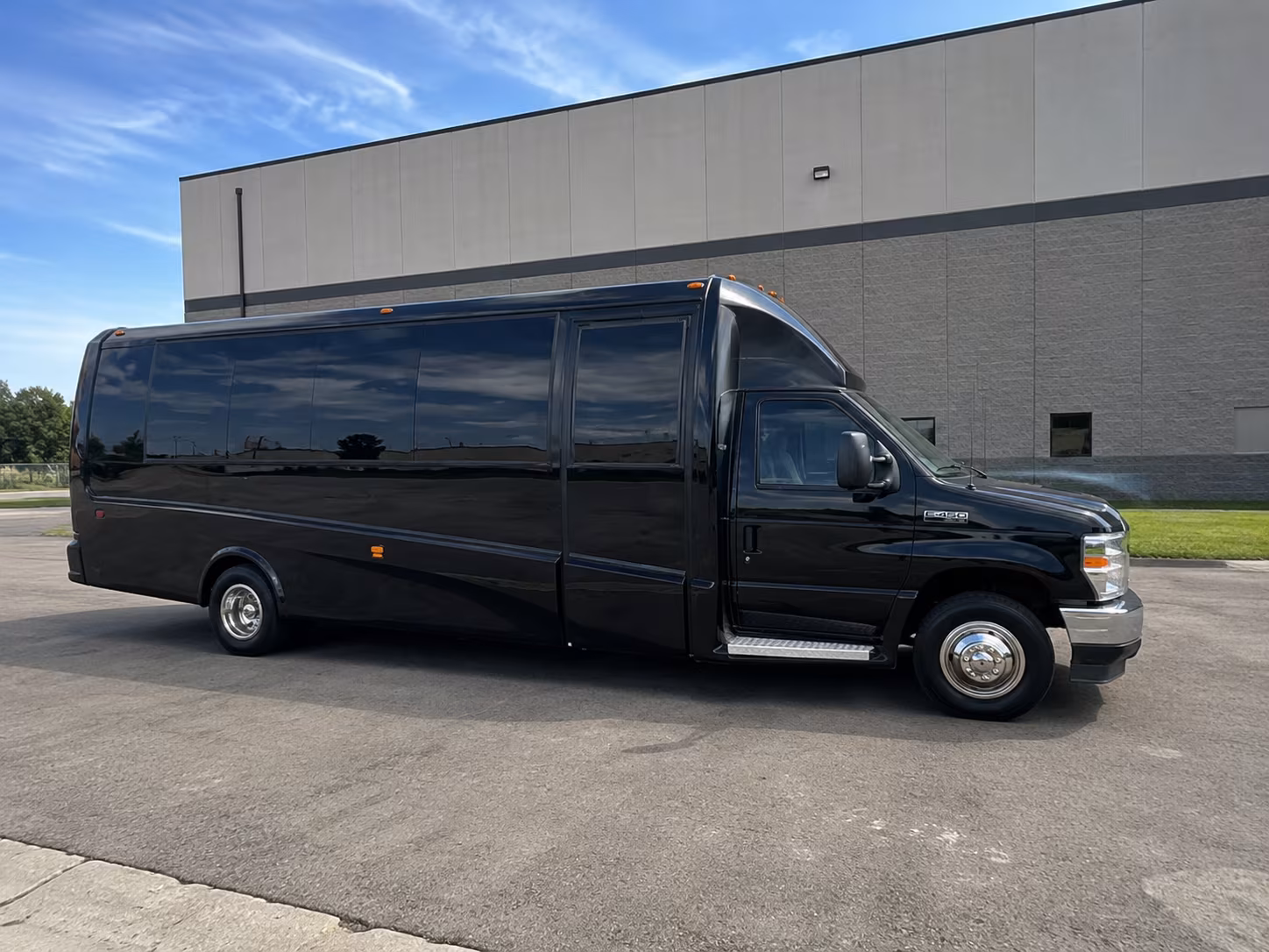 brentwoodcharterbuscompany com makes harvest season and wente concert tours easy