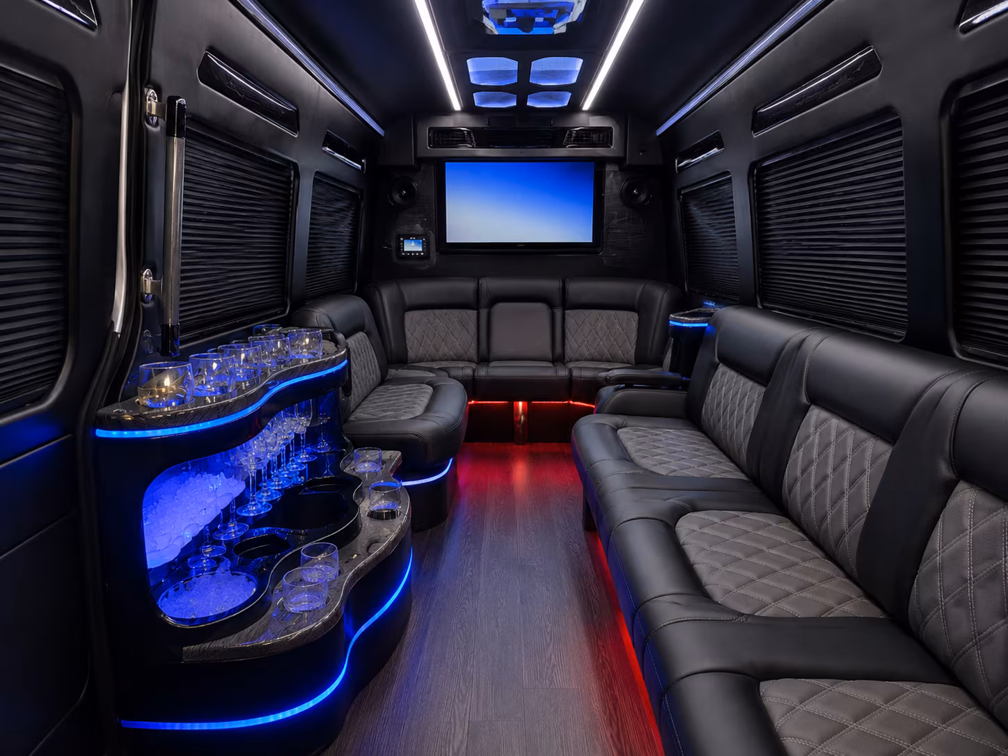 bus rental options for brentwood trips