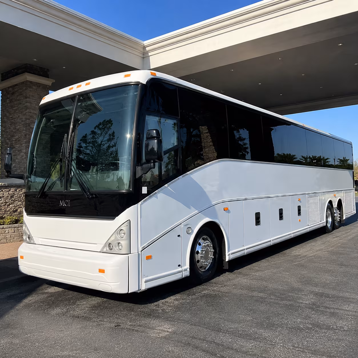 how distance and duration affect charter bus rates in brentwood california