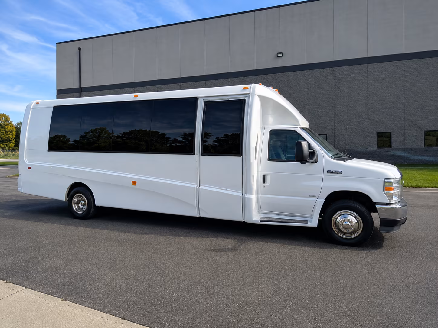 how starting location and deadhead affect charter bus rates in brentwood california