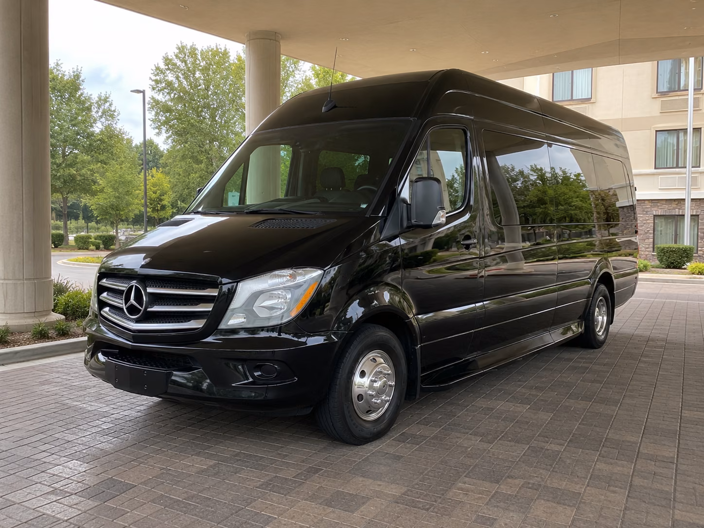 tracy seamless shuttles to every tracy private event