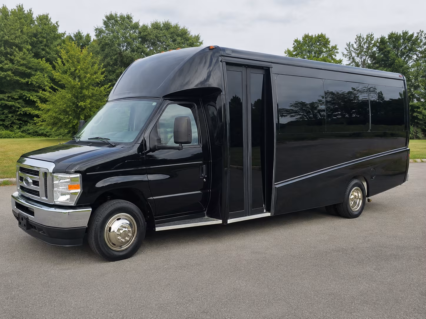 vacaville celebrate your night with vacaville prom bus rentals