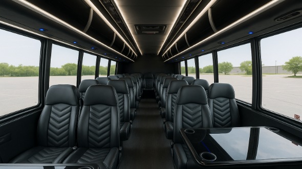 brentwood 25 passenger minibus rental