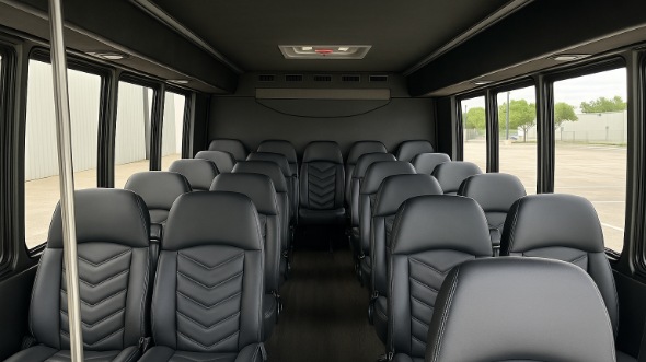 brentwood 28 passenger minibus rental